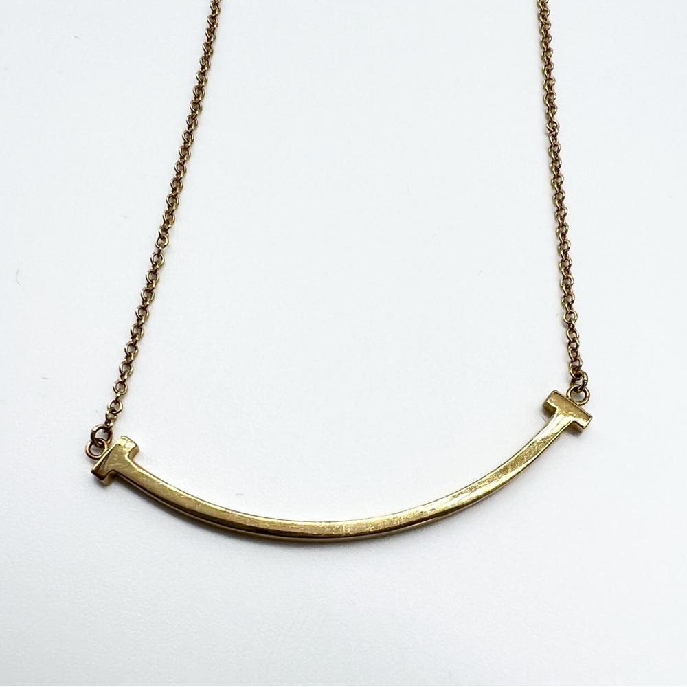 Tiffany & Co. T Smile Yellow Gold Necklace Small with Box - Picture 5 of 14